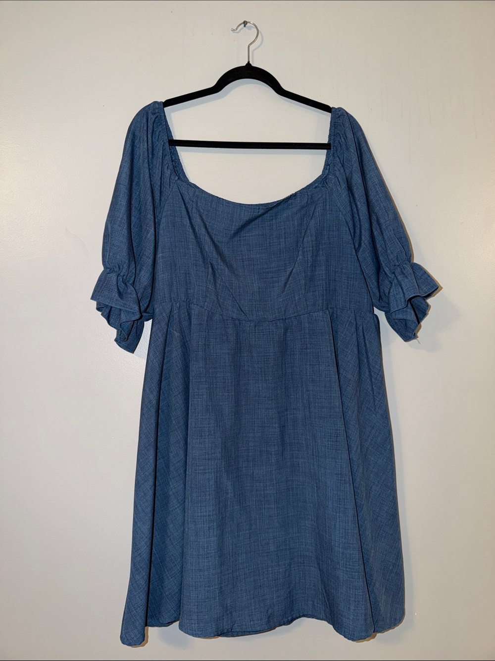Denim-Look Blue Midi Dress with Puff Sleeves